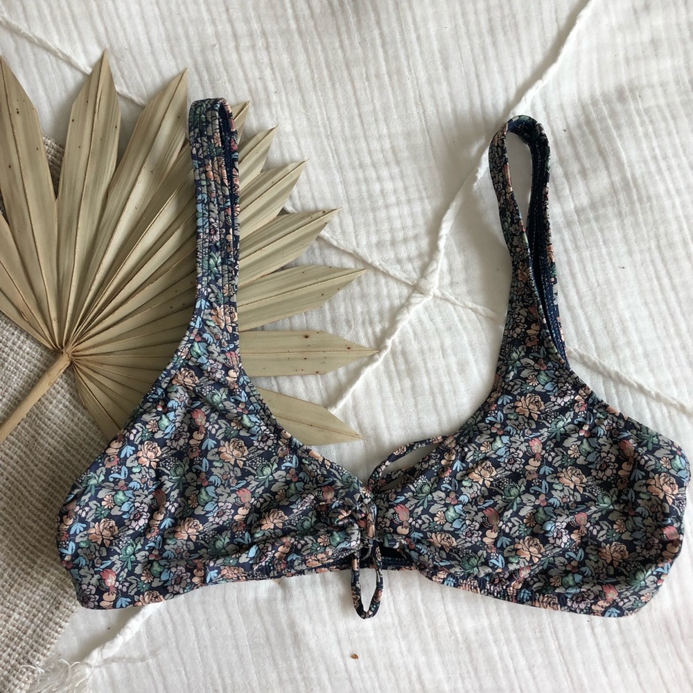 L SPACE Bikini top